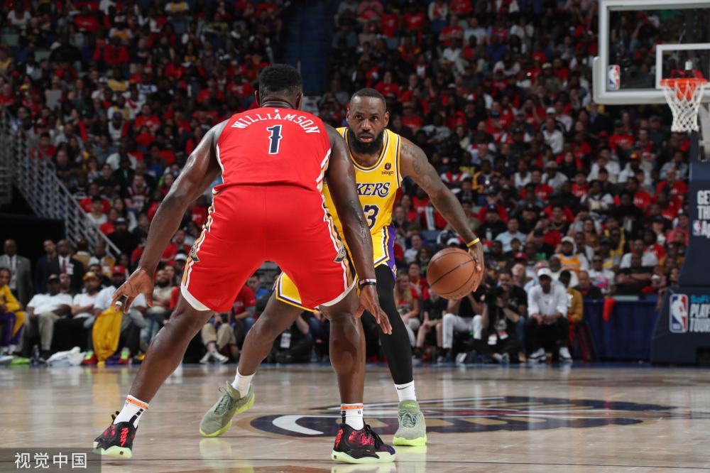 这样的反差 这样的反差