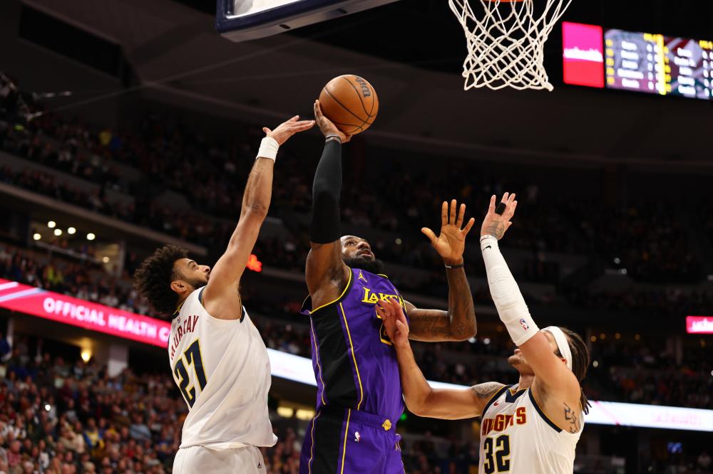 令现场球迷 令现场球迷