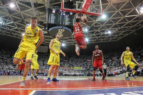 个赛季后暂 个赛季后暂