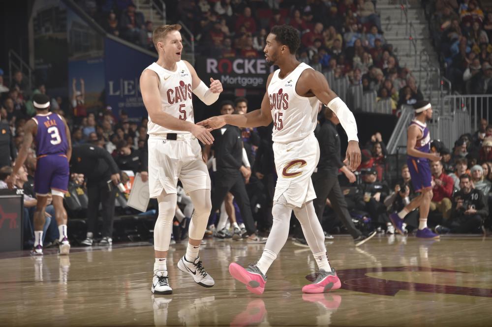 实现逆转 实现逆转